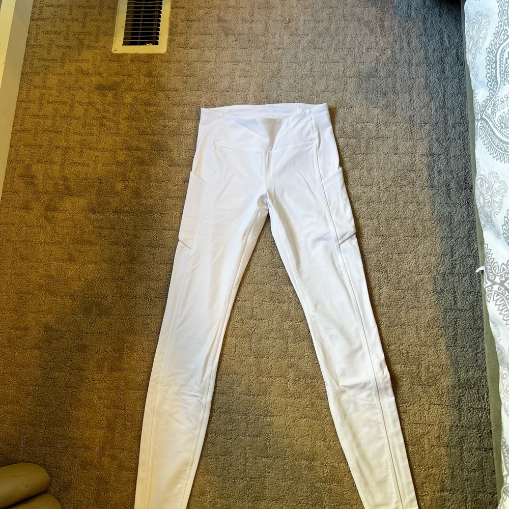Lululemon Speed Up Tight White 28” Leggings